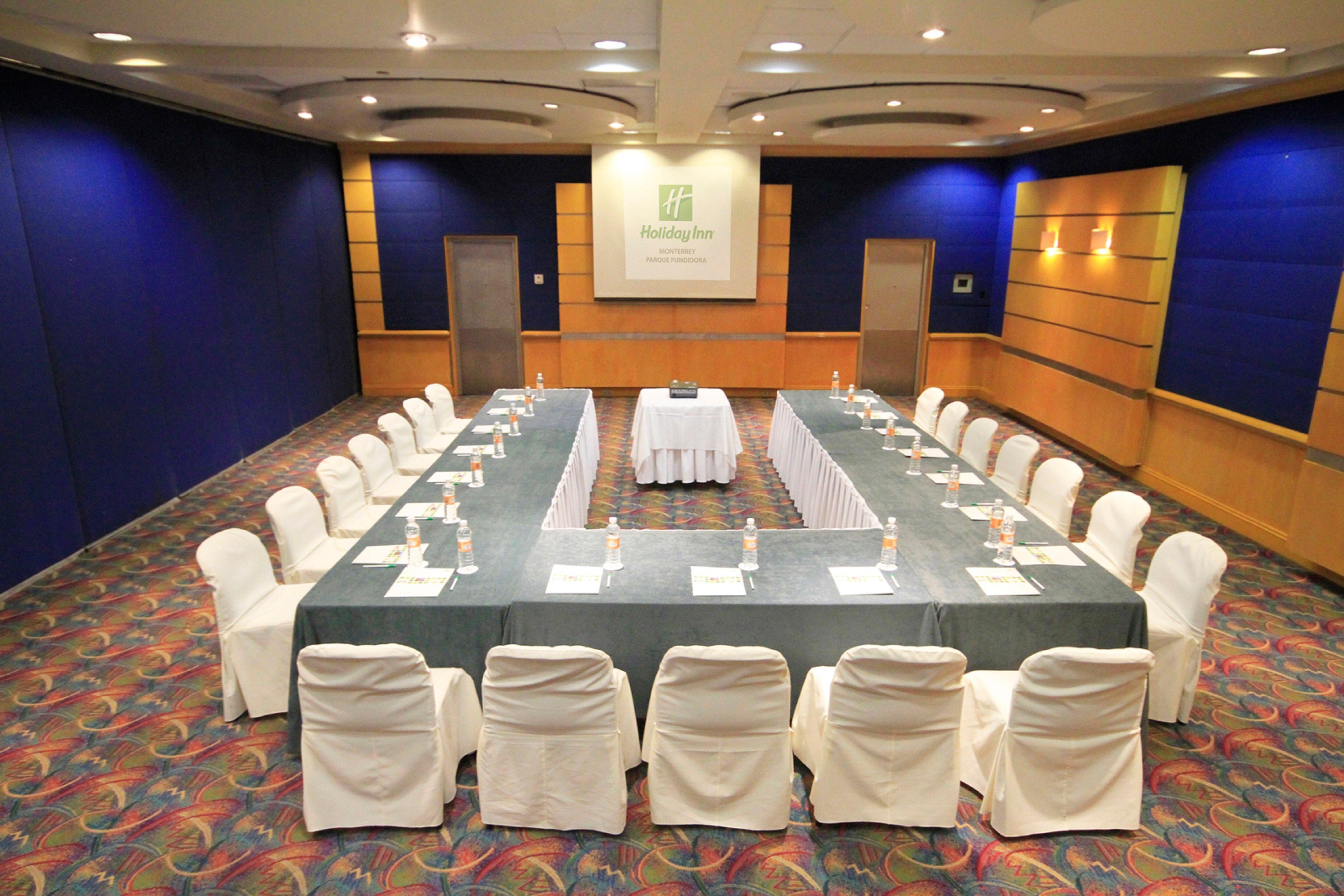 Holiday Inn Monterrey-Parque Fundidora By Ihg Esterno foto A meeting room at a hotel