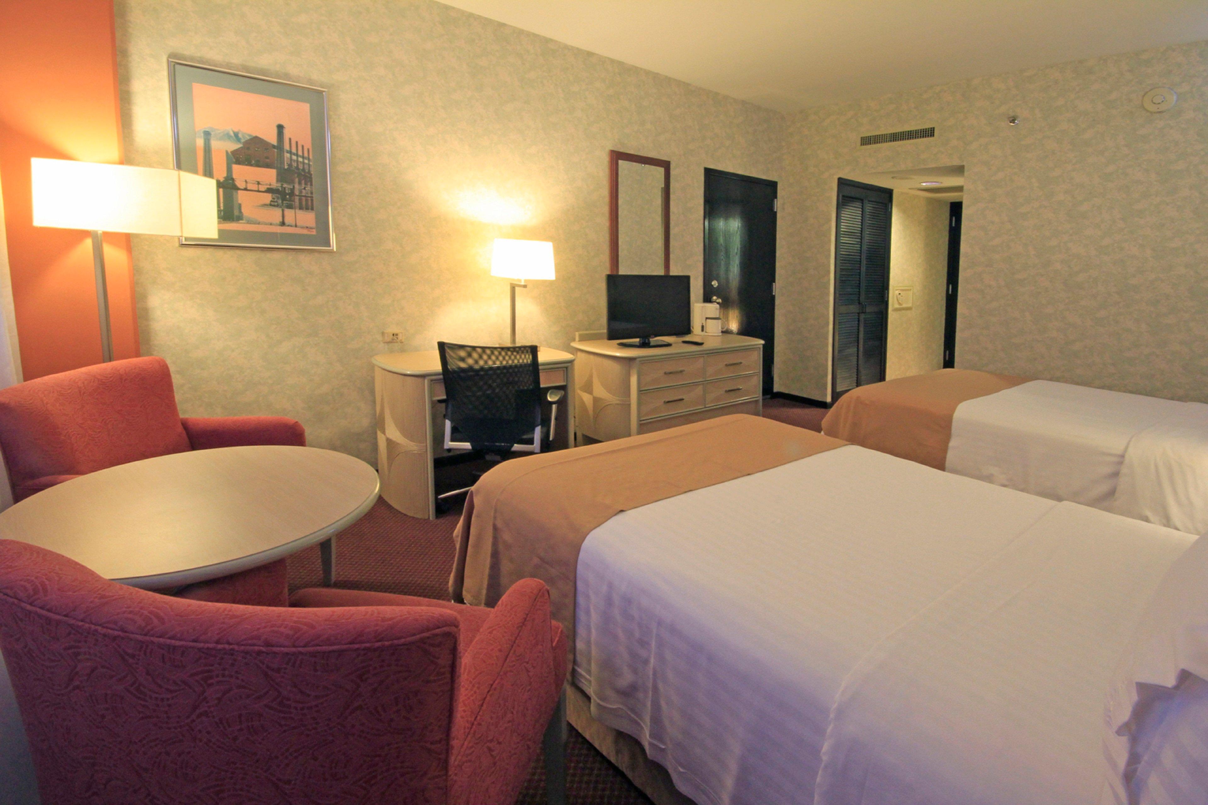 Holiday Inn Monterrey-Parque Fundidora By Ihg Esterno foto A typical room at the hotel